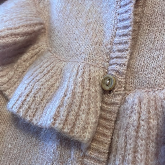 H&M Baby Girl Dusty Rose Ruffle Cardigan Button Up long sleeve shirt 12-28m - Picture 2 of 5